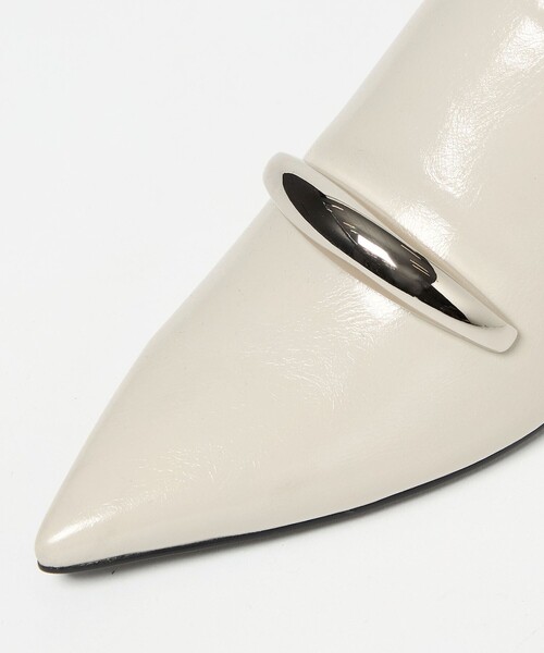 SY UNITED ARROWS(シーユナイテッドアローズ)の「<SY> ポインテッドインヒールウェッジミュール サンダル55↑(サンダル・レディース・オフホワイト/ブラック/ネイビー・22cm/22.5cm/23cm/23.5cm/24cm/24.5cm/25cm)」の10枚目の写真
