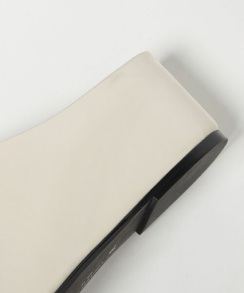 SY UNITED ARROWS(シーユナイテッドアローズ)の「<SY> ポインテッドインヒールウェッジミュール サンダル55↑(サンダル・レディース・オフホワイト/ブラック/ネイビー・22cm/22.5cm/23cm/23.5cm/24cm/24.5cm/25cm)」の11枚目の写真