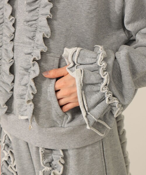 CAROLINA GLASER（カロリナ グレイサー）の「フリルスウェット フーディ（スウェット・レディース・グレー/ブラック・ONE SIZE）」の17枚目の写真
