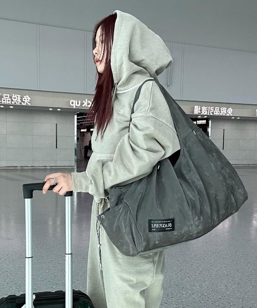 BLACKPURPLE(ブラックパープル)の「【日本未発売/WEB限定】BLACK PURPLE(ブラックパープル)/大容量 マーメイド ショルダー トートバッグ/Mermaid Vicky Bag(ショルダーバッグ・レディース・チャコールグレー/ブラウン/ブラック・FREE)」の9枚目の写真