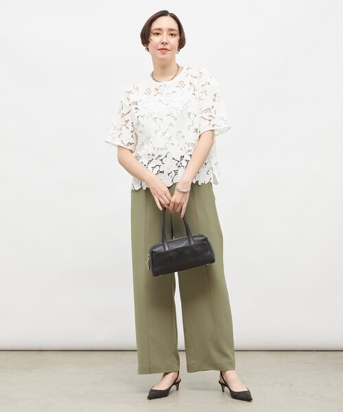 NOLLEY’S Sophi(ノーリーズソフィ)の「レースTブラウス(シャツ/ブラウス・レディース・ブラック/ホワイト・38)」の4枚目の写真