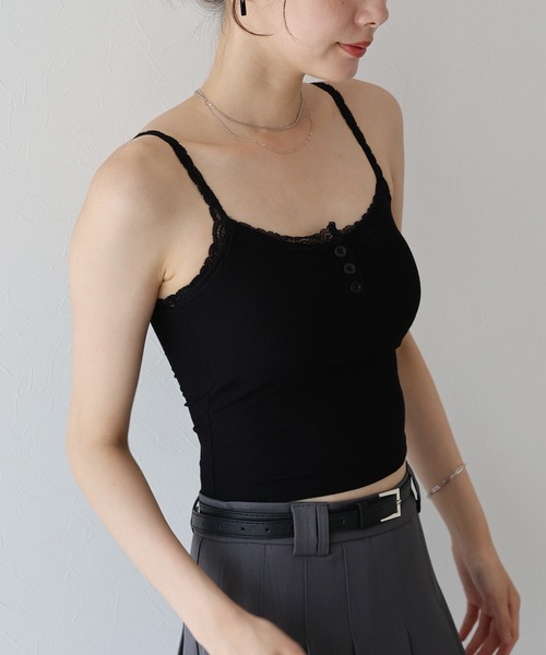 BLUEEAST（ブルーイースト）の「カップ付きレースストラップキャミソール（キャミソール・レディース・ホワイト/グレー/ブラック・MEDIUM）」の22枚目の写真