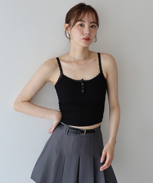 BLUEEAST（ブルーイースト）の「カップ付きレースストラップキャミソール（キャミソール・レディース・ホワイト/グレー/ブラック・MEDIUM）」の21枚目の写真