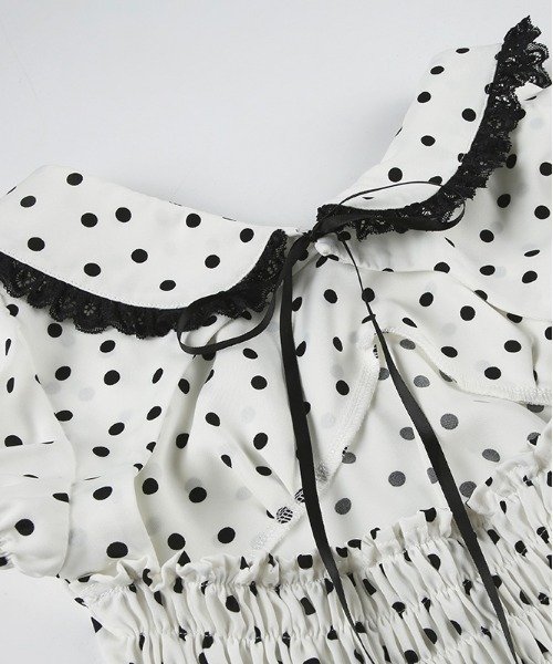 gossip!ロサンゼルス(ゴシップロサンゼルス)の「Y2K ラウンドカラー ドット柄パフスリーブブラウス(Tシャツ/カットソー・レディース・ドット・FREE)」の13枚目の写真