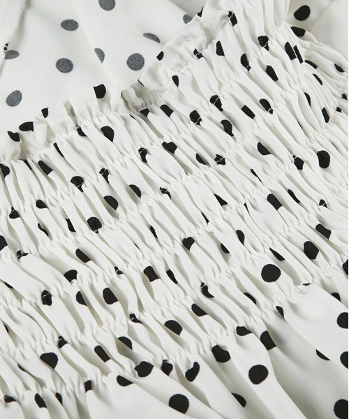 gossip!ロサンゼルス(ゴシップロサンゼルス)の「Y2K ラウンドカラー ドット柄パフスリーブブラウス(Tシャツ/カットソー・レディース・ドット・FREE)」の12枚目の写真