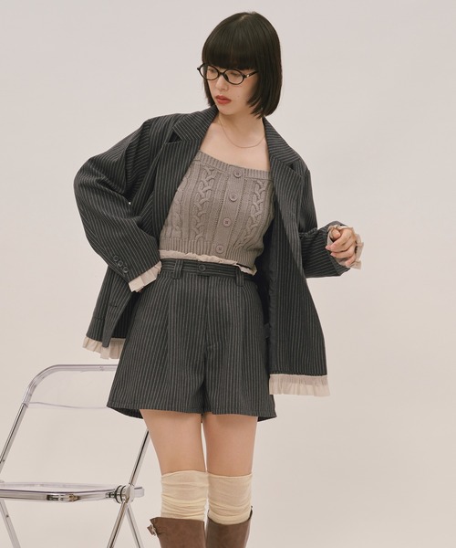 loin nuit(ロワンニュイ)の「frill layered short pants / フリルレイヤードショートパンツ(その他パンツ・レディース・ネイビー/ブラウン/グレー・FREE)」の4枚目の写真