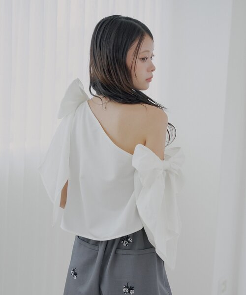 Chico（チコ）の「【SALON by Chico】アシメデザインビッグリボンシャツ（シャツ/ブラウス・レディース・グレー系その他2/ピンク/ホワイト・FREE）」の15枚目の写真