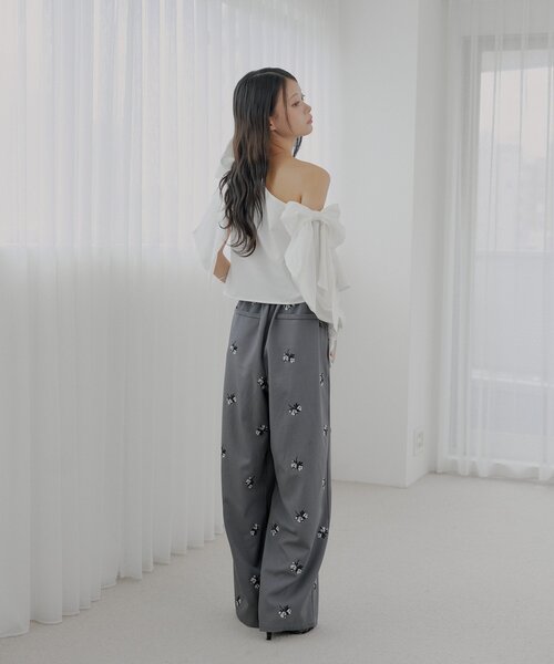 Chico（チコ）の「【SALON by Chico】アシメデザインビッグリボンシャツ（シャツ/ブラウス・レディース・グレー系その他2/ピンク/ホワイト・FREE）」の19枚目の写真