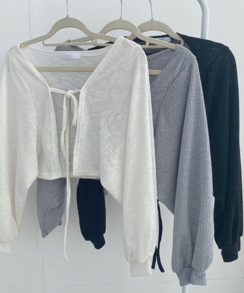 ADDITION STORE(アディションストア)の「【 フルシーズン使える♪】クロップド ワイドスリーブ ボレロ / Cropped Wide Sleeve Bolero(カーディガン/ボレロ・レディース・グレー/オフホワイト/ブラック・FREE)」の15枚目の写真