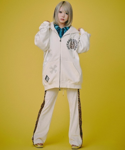 A'GEM/9 × .kom 『GALFY/ガルフィー』 ピカピカ骨骨 パーカー