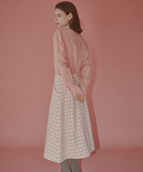 LE CIEL BLEU(ルシェルブルー)の「シアーシャツwコントラストカラー / Sheer Shirt w/Contrast Collar(シャツ/ブラウス・レディース・ブラック/ライトピンク・36)」の19枚目の写真
