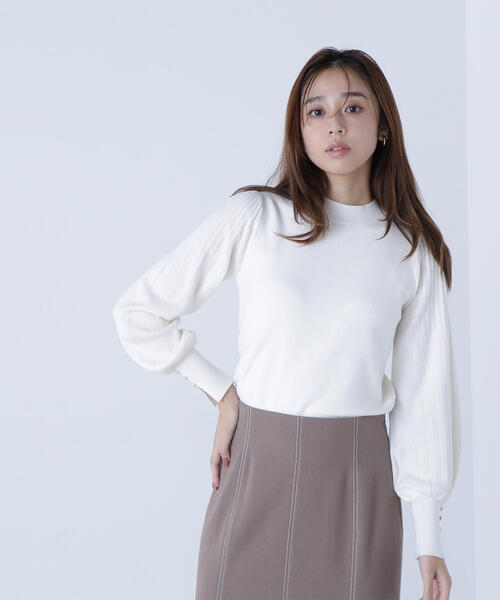 NATURAL BEAUTY BASIC（ナチュラルビューティーベーシック）の「◇プリーツスリーブニット（ニット/セーター・レディース・チャコールグレー/ライトグリーン/グレー/オフホワイト・FREE）」の7枚目の写真