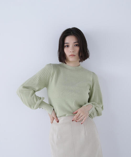 NATURAL BEAUTY BASIC（ナチュラルビューティーベーシック）の「◇プリーツスリーブニット（ニット/セーター・レディース・チャコールグレー/ライトグリーン/グレー/オフホワイト・FREE）」の21枚目の写真