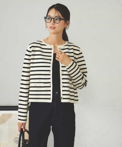 a.v.v(アーヴェヴェ)の「メタルボタンニットカーディガン(カーディガン/ボレロ・レディース・ブラウン/ブラック/アイボリー・38/40)」の16枚目の写真