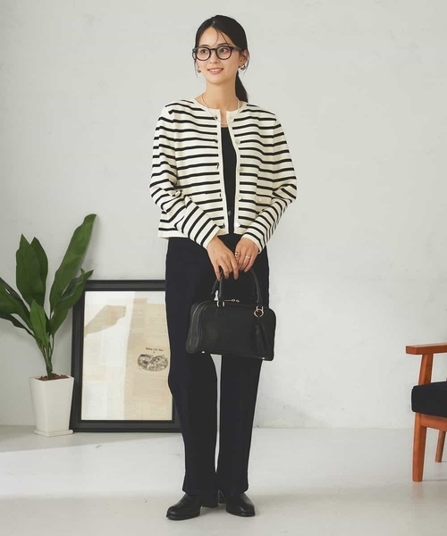 a.v.v(アーヴェヴェ)の「メタルボタンニットカーディガン(カーディガン/ボレロ・レディース・ブラウン/ブラック/アイボリー・38/40)」の18枚目の写真