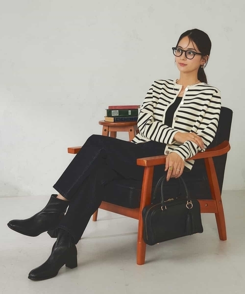 a.v.v(アーヴェヴェ)の「メタルボタンニットカーディガン(カーディガン/ボレロ・レディース・ブラウン/ブラック/アイボリー・38/40)」の22枚目の写真