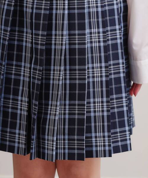 PINK-latte(ピンクラテ)の「【2026年入卒・セレモニー・卒服】チェックプリーツスカート(スカート・キッズ・ネイビー/ライトベージュ・15 /16)」の9枚目の写真
