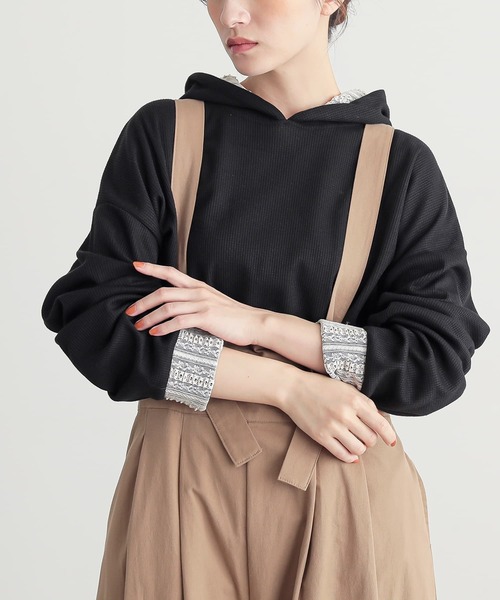 n'OrLABEL（ノアールレーベル）の「【機能素材】『レース切替ワッフルフードカットソー』（パーカー・レディース・ブルー/ブラック・FREE）」の2枚目の写真