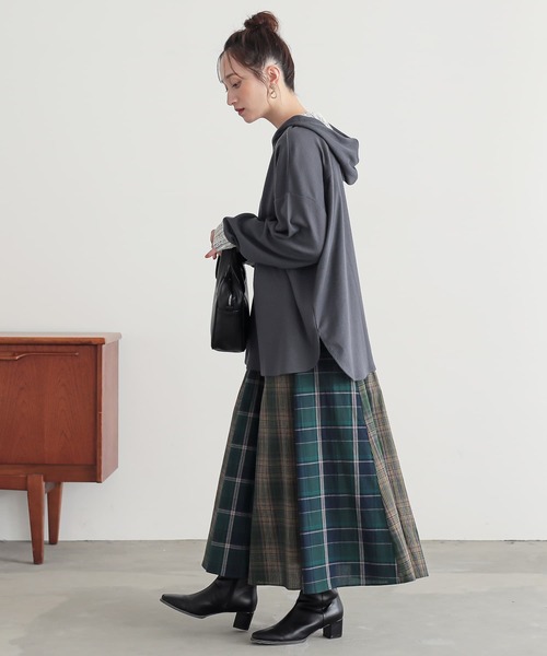 n'OrLABEL（ノアールレーベル）の「【機能素材】『レース切替ワッフルフードカットソー』（パーカー・レディース・ブルー/ブラック・FREE）」の11枚目の写真