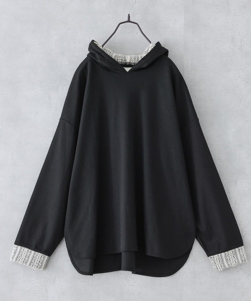 n'OrLABEL（ノアールレーベル）の「【機能素材】『レース切替ワッフルフードカットソー』（パーカー・レディース・ブルー/ブラック・FREE）」の3枚目の写真