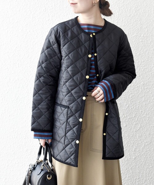 Traditional Weatherwear（トラディショナルウェザーウェア）の「Traditional Weatherwear: ARKLEY Aライン ミドル ノーカラー コート（ノーカラーコート・レディース・オリーブ/ブラック・ONE SIZE）」の5枚目の写真