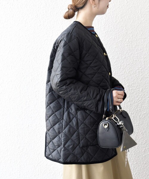 Traditional Weatherwear（トラディショナルウェザーウェア）の「Traditional Weatherwear: ARKLEY Aライン ミドル ノーカラー コート（ノーカラーコート・レディース・オリーブ/ブラック・ONE SIZE）」の8枚目の写真