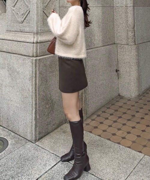 junoah(ジュノア)の「シャギーショートニットカーディガン(カーディガン/ボレロ・レディース・チャコール/ブラック/アイボリー・MEDIUM/LARGE)」の7枚目の写真