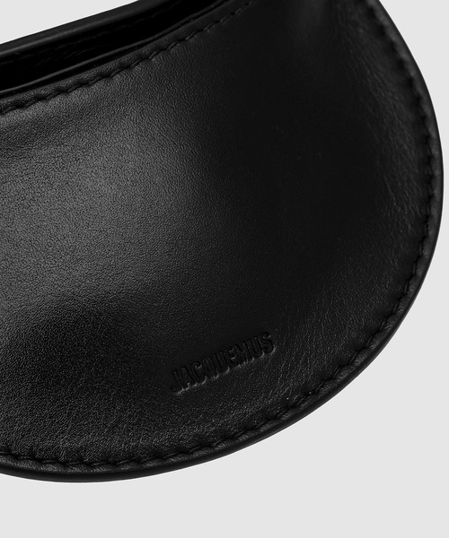 JACQUEMUS(ジャックムス)の「LE PORTE OVALO(ハンドバッグ・レディース・ブラック・ONE SIZE)」の3枚目の写真