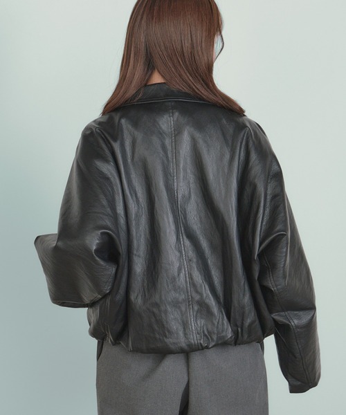 H.TOKYO(エイチトウキョウ)の「【上品さの中に抜け感をプラス】短丈ドロップショルダーブルゾン(ブルゾン・レディース・アッシュブラウン/ブラック・FREE)」の12枚目の写真