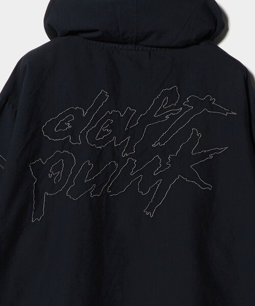 PLEASURES（プレジャー）の「＜PLEASURES × Daft Punk＞DIGITAL ジップ フーディー（パーカー・メンズ・ブラック・L/M）」の7枚目の写真