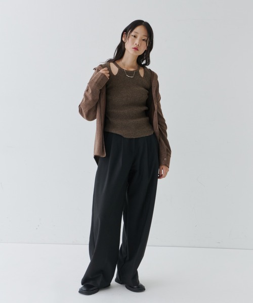 NUJOH(ヌゾ)の「Cut-Out Rib Knit Top / カットアウト リブニットトップス(Tシャツ/カットソー・レディース・ベージュ/ブラウン/グレー/ブラック・FREE)」の14枚目の写真