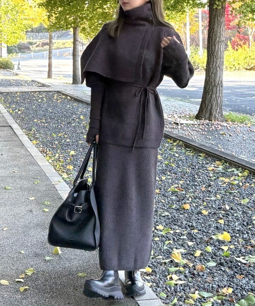 LAULEN（ローレン）の「cape half sleeve knit skirt 4 set /ハイネックケープ付ニットスカート4点セット（セットアップ・レディース・アイボリー/チャコールグレー/ベージュ・FREE）」の2枚目の写真