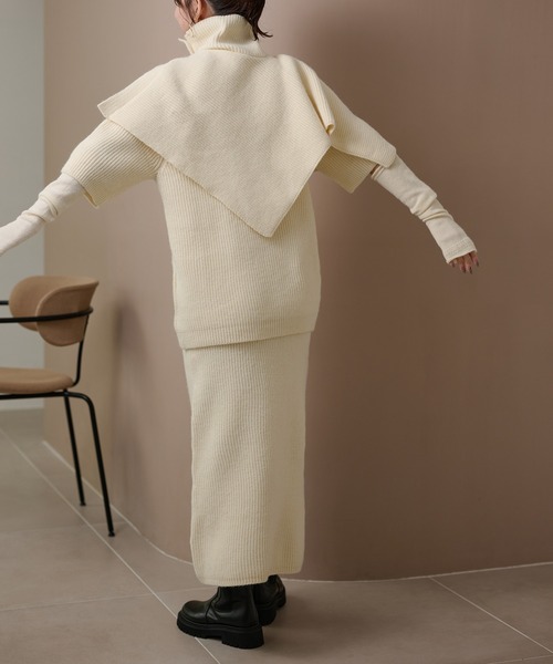 LAULEN（ローレン）の「cape half sleeve knit skirt 4 set /ハイネックケープ付ニットスカート4点セット（セットアップ・レディース・アイボリー/チャコールグレー/ベージュ・FREE）」の7枚目の写真