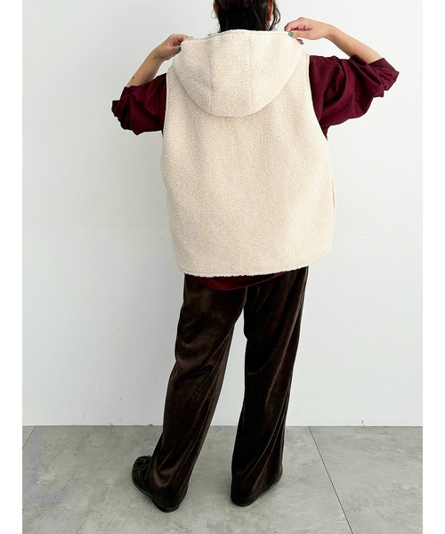 SM2（エスエムツー）の「リバーシブルボアベスト（ベスト・レディース・モカ/チャコール/キナリ・F）」の15枚目の写真