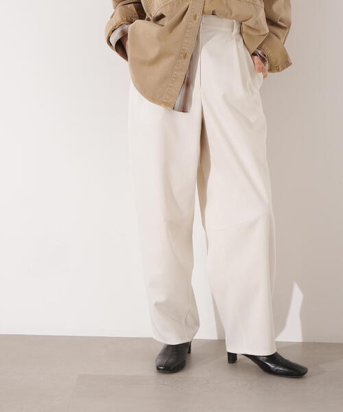 N.(N. Natural Beauty Basic)(エヌエヌナチュラルビューティーベーシック)の「【PS/低身長サイズ】カーブパンツ(その他パンツ・レディース・オフホワイト/ブラック・MEDIUM/P/S)」の16枚目の写真