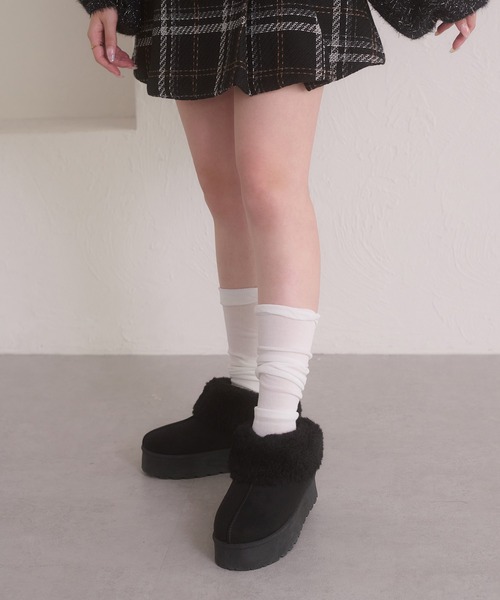 Ambre Neige(アンブルネージュ)の「fake mouton boots / フェイクムートンブーツ(ブーツ・レディース・アイボリー/ブラック/キャメル・MEDIUM/LARGE)」の7枚目の写真