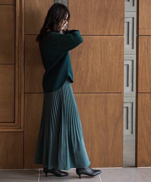 MAYSON GREY（メイソングレイ）の「スウェードライク消しプリーツスカート≪手洗い可能≫（スカート・レディース・グリーン/チャコールグレー/オフホワイト・M）」の17枚目の写真