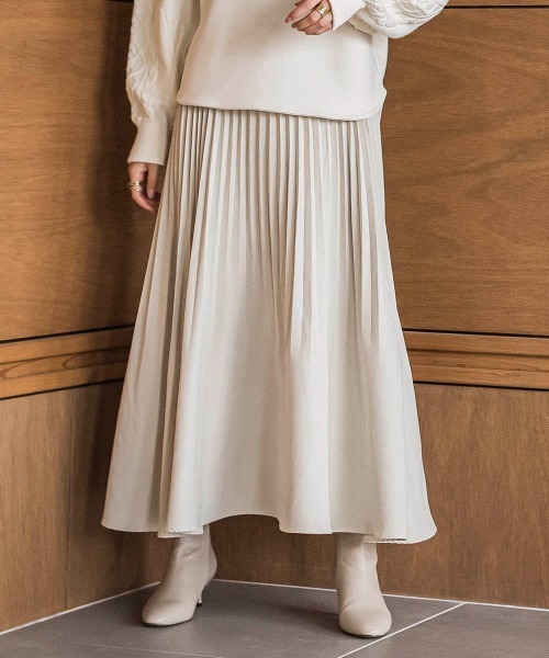 MAYSON GREY（メイソングレイ）の「スウェードライク消しプリーツスカート≪手洗い可能≫（スカート・レディース・グリーン/チャコールグレー/オフホワイト・M）」の22枚目の写真