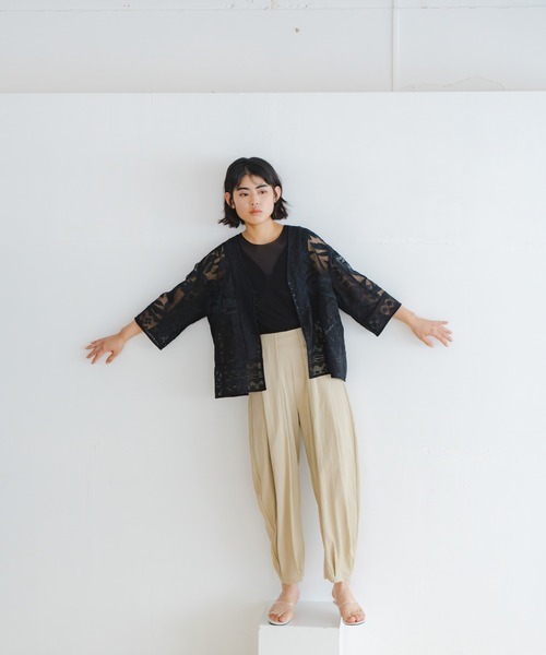 WHYTO.(ホワイト)の「「WHYTO. / ホワイト」タックバレルパンツ(その他パンツ・レディース・ベージュ/ブラック/オフホワイト・36/38)」の15枚目の写真