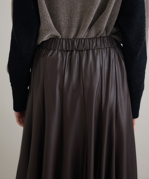 Paradise Picnic（パラダイスピクニック）の「TRANOI. エコレザーサーキュラースカート（スカート・レディース・ベージュ/ブラウン/ブラック・FREE）」の17枚目の写真