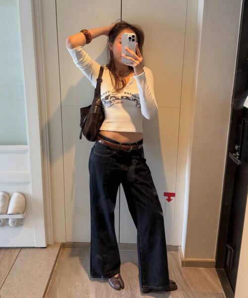 GLOWNY（グロウニ―）の「THE HANNAH JEANS (DEEP BLUE)（デニムパンツ・レディース・その他・SMALL）」の4枚目の写真