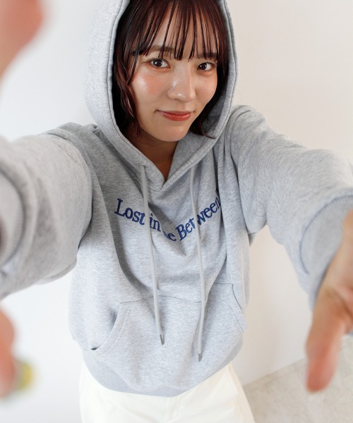 ABYS(アビス)の「ロゴ刺繍パーカー/フーディ(パーカー・レディース・ブラウン/ネイビー/杢グレー・FREE)」の21枚目の写真