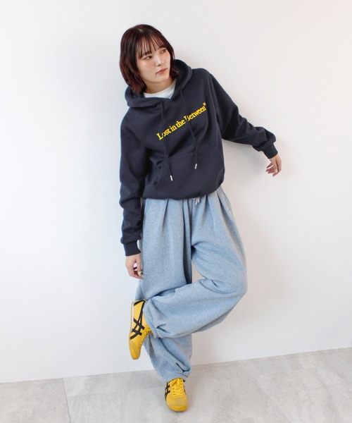 ABYS(アビス)の「ロゴ刺繍パーカー/フーディ(パーカー・レディース・ブラウン/ネイビー/杢グレー・FREE)」の4枚目の写真