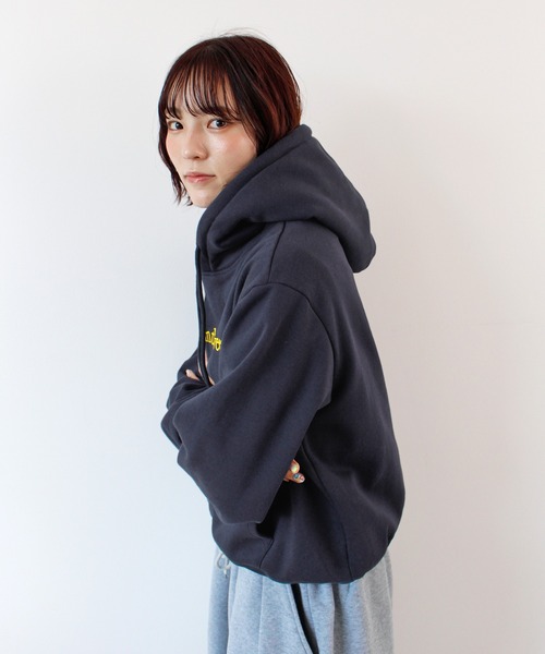 ABYS(アビス)の「ロゴ刺繍パーカー/フーディ(パーカー・レディース・ブラウン/ネイビー/杢グレー・FREE)」の6枚目の写真