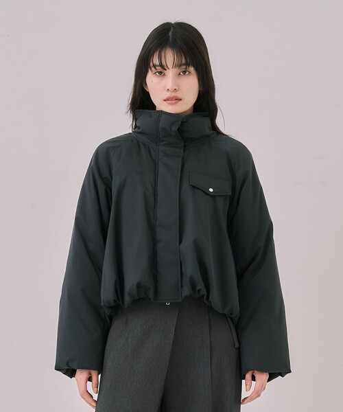 UNITED TOKYO（ユナイテッドトウキョウ）の「【残りわずか！】バルーンダウンジャケット｜軽量/撥水/UVカット/ストレッチ/通勤/オフィスカジュアル/防寒/冬服（ダウンジャケット/コート・レディース・ブラック/ブラウン・1/2）」の20枚目の写真