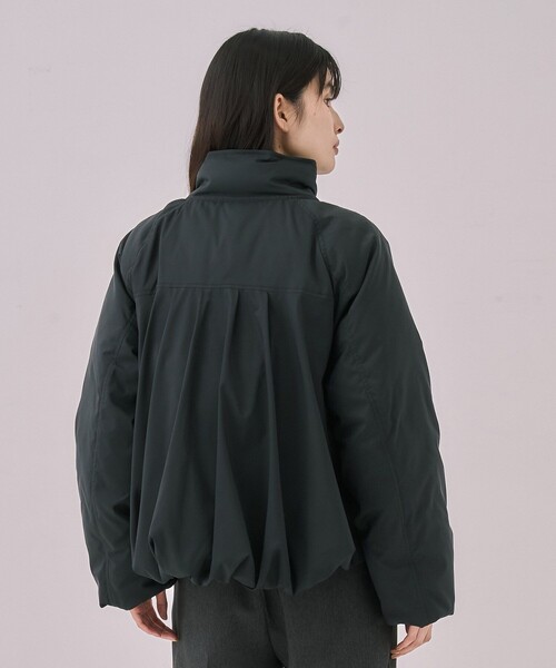 UNITED TOKYO（ユナイテッドトウキョウ）の「【残りわずか！】バルーンダウンジャケット｜軽量/撥水/UVカット/ストレッチ/通勤/オフィスカジュアル/防寒/冬服（ダウンジャケット/コート・レディース・ブラック/ブラウン・1/2）」の22枚目の写真