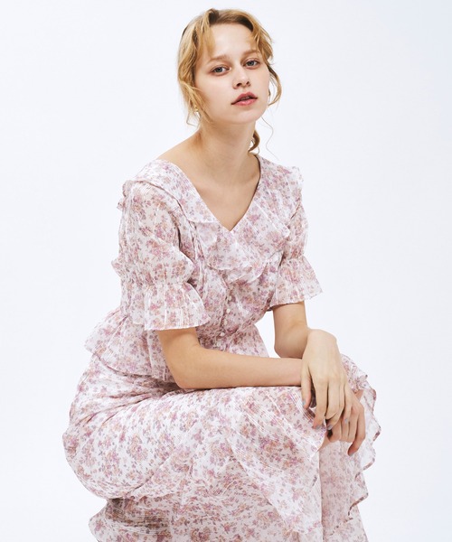 ME COUTURE(ミークチュール)の「フルールラメシフォンブラウス(シャツ/ブラウス・レディース・イエロー/ピンク・FREE)」の2枚目の写真
