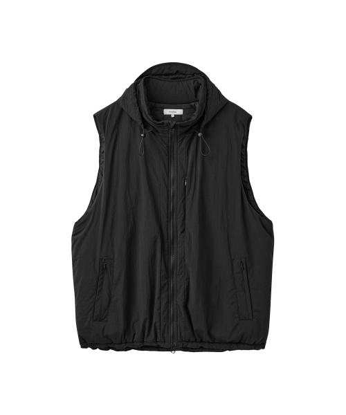 AREUBAN（アルバン）の「ユーティリティパディッドベストジャケット_ブラック（ダウンジャケット/コート・メンズ・ブラック・2/3）」の4枚目の写真