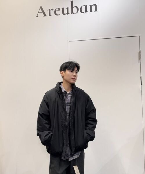 AREUBAN（アルバン）の「ユーティリティパディッドベストジャケット_ブラック（ダウンジャケット/コート・メンズ・ブラック・2/3）」の12枚目の写真