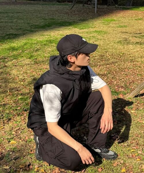 AREUBAN（アルバン）の「ユーティリティパディッドベストジャケット_ブラック（ダウンジャケット/コート・メンズ・ブラック・2/3）」の22枚目の写真